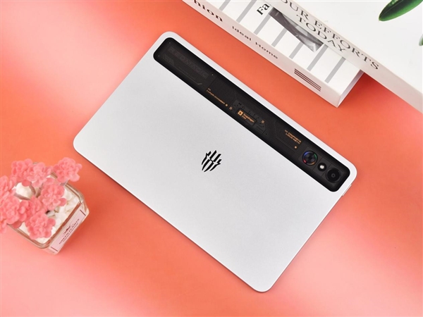 性能小平板推荐指南：屏幕真的很重要爱游戏app最新登录入口2026年(图3)