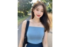 闺蜜和老公在厨房炒菜AYX爱游戏APP
